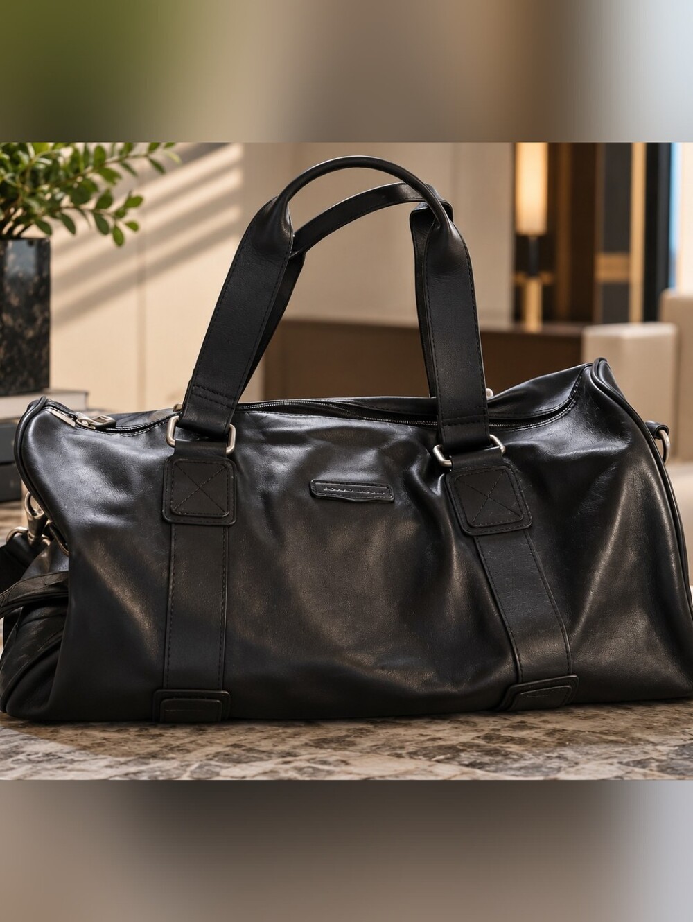 Fossil  Black Leather Weekender Duffle Bag - Unisex Travel Tote